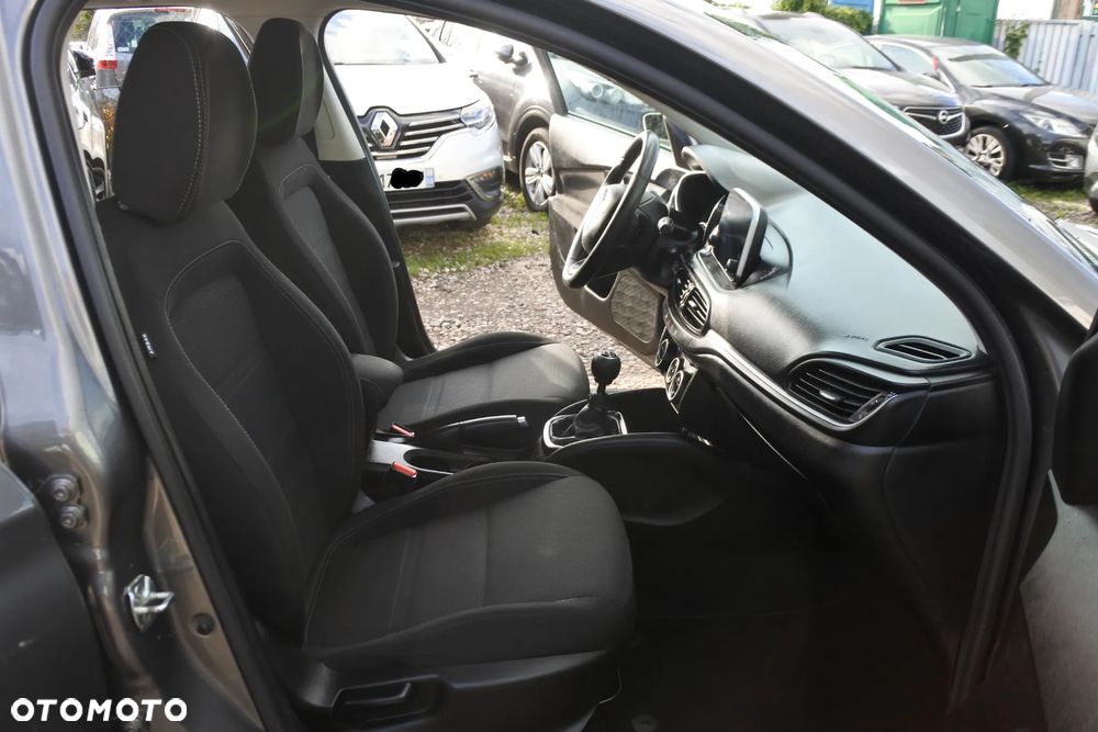 Fiat Tipo Kombi 1.6 MultiJet Lounge - 20