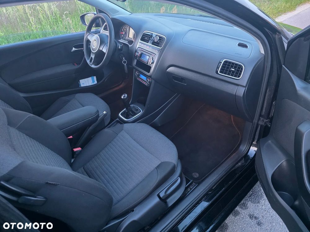 Volkswagen Polo 1.2 Comfortline - 12
