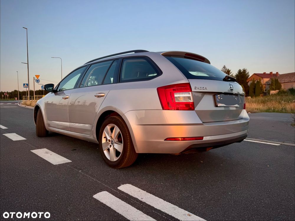 Skoda Octavia 1.5 TSI GPF ACT Ambition - 4