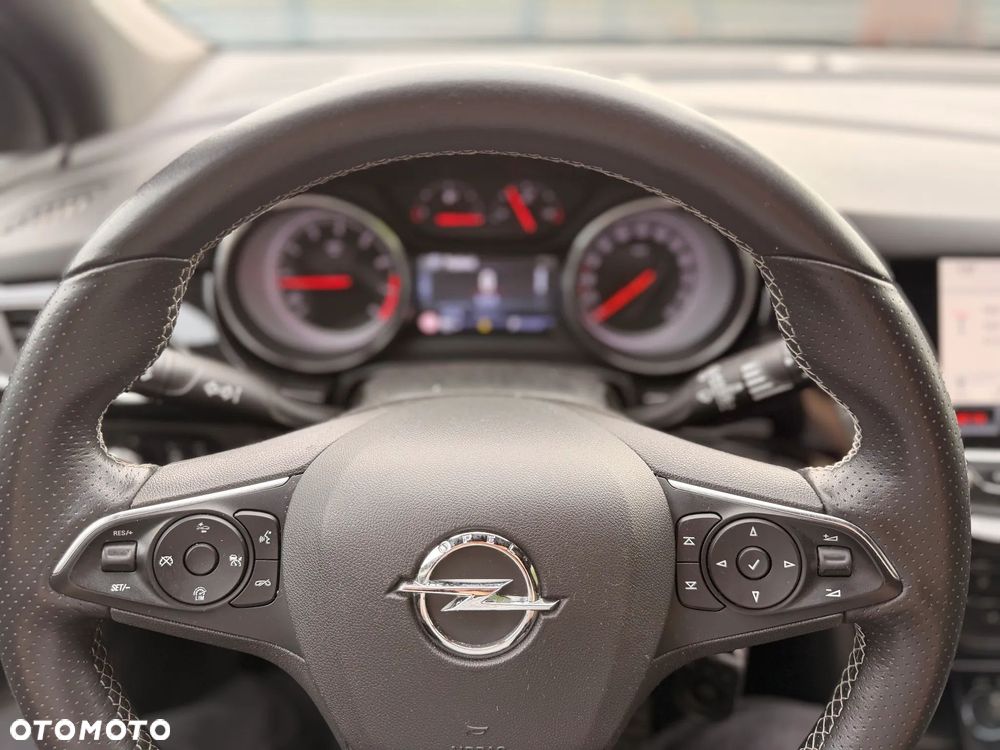 Opel Astra 1.4 T Dynamic S&S - 9