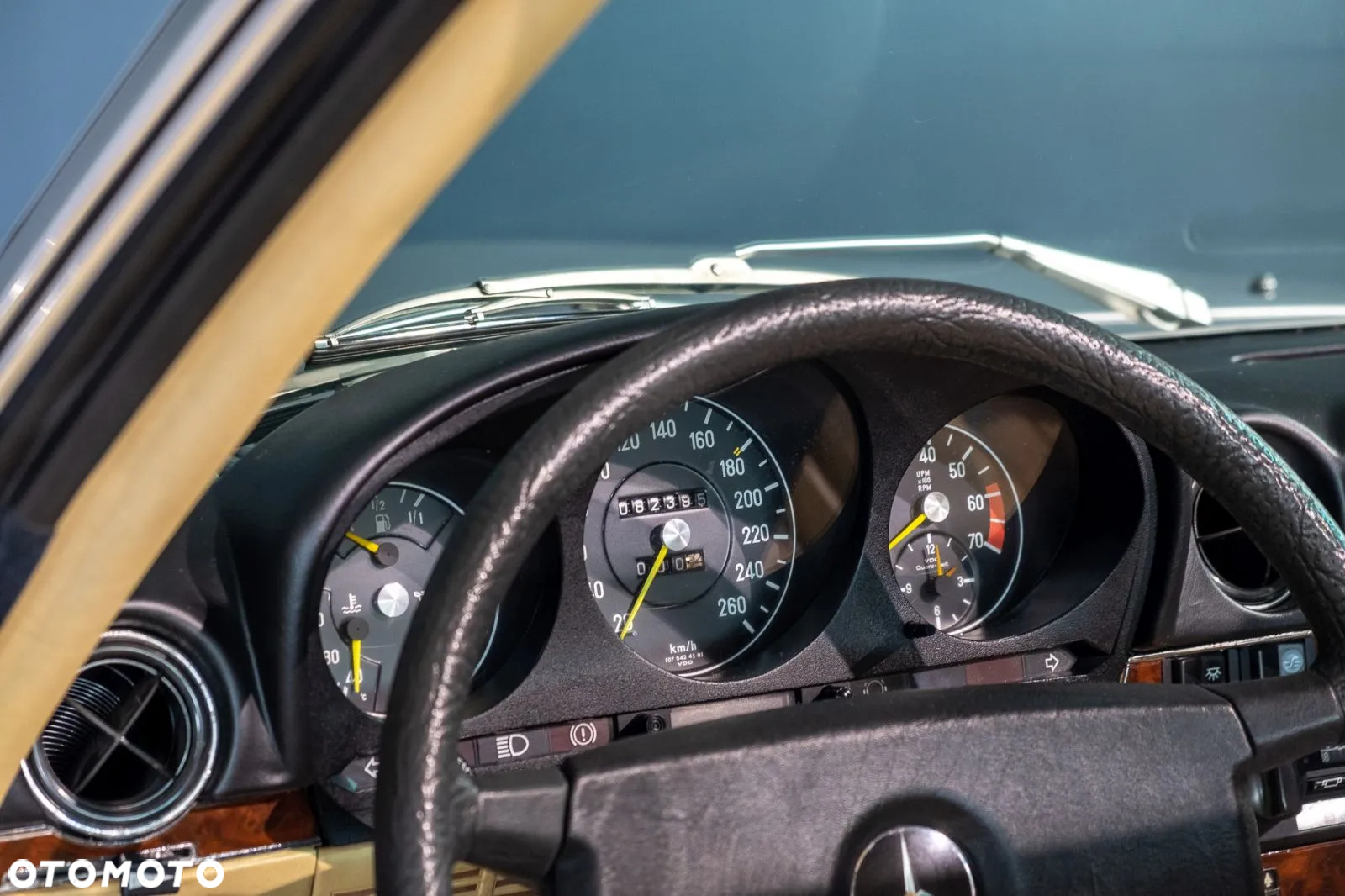 Mercedes-Benz SL - 25