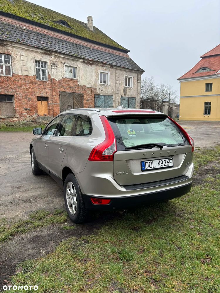 Volvo XC 60 D5 AWD Summum - 5