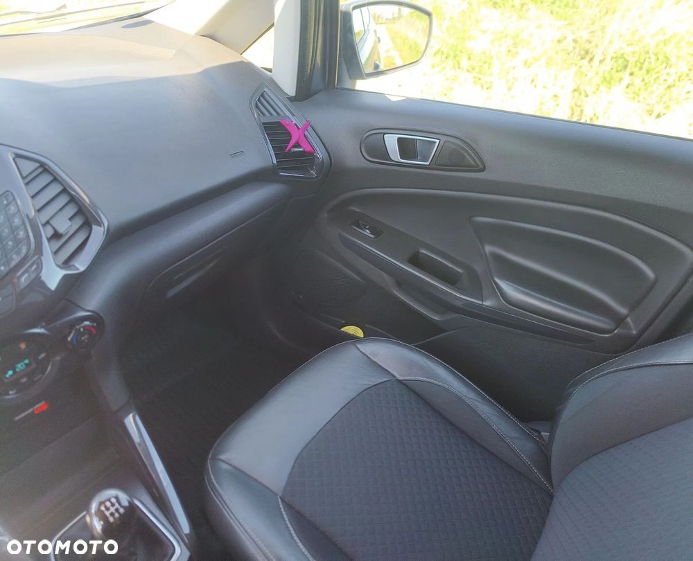 Ford EcoSport - 16