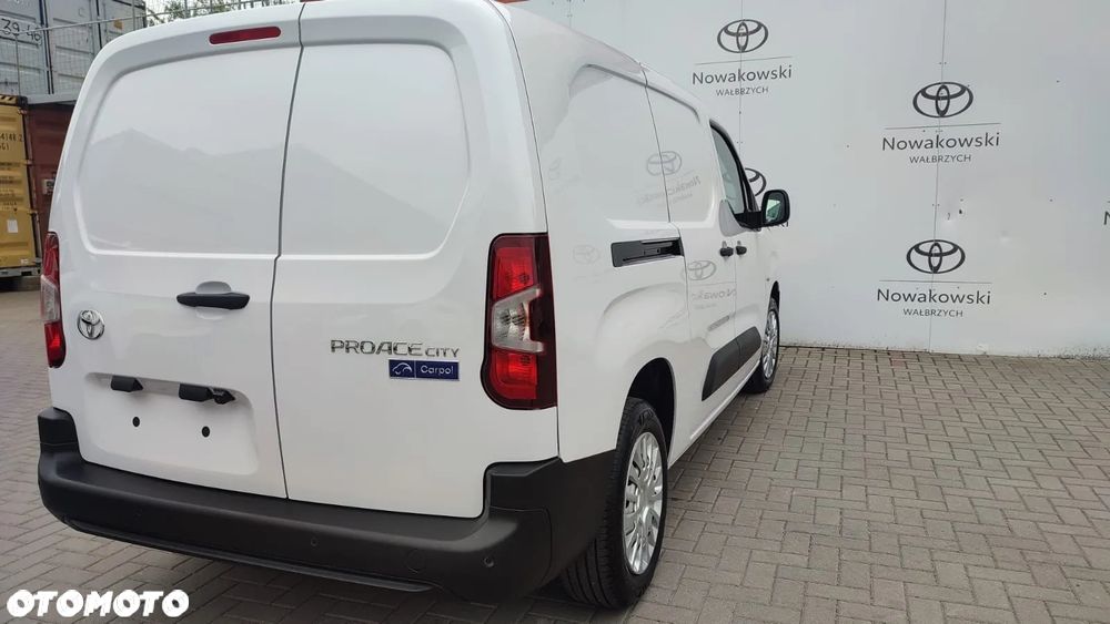 Toyota PROACE CITY - 8