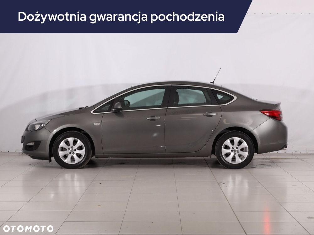 Opel Astra - 4