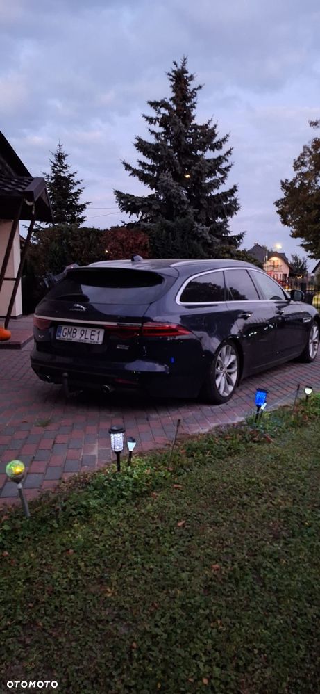 Jaguar XF - 3