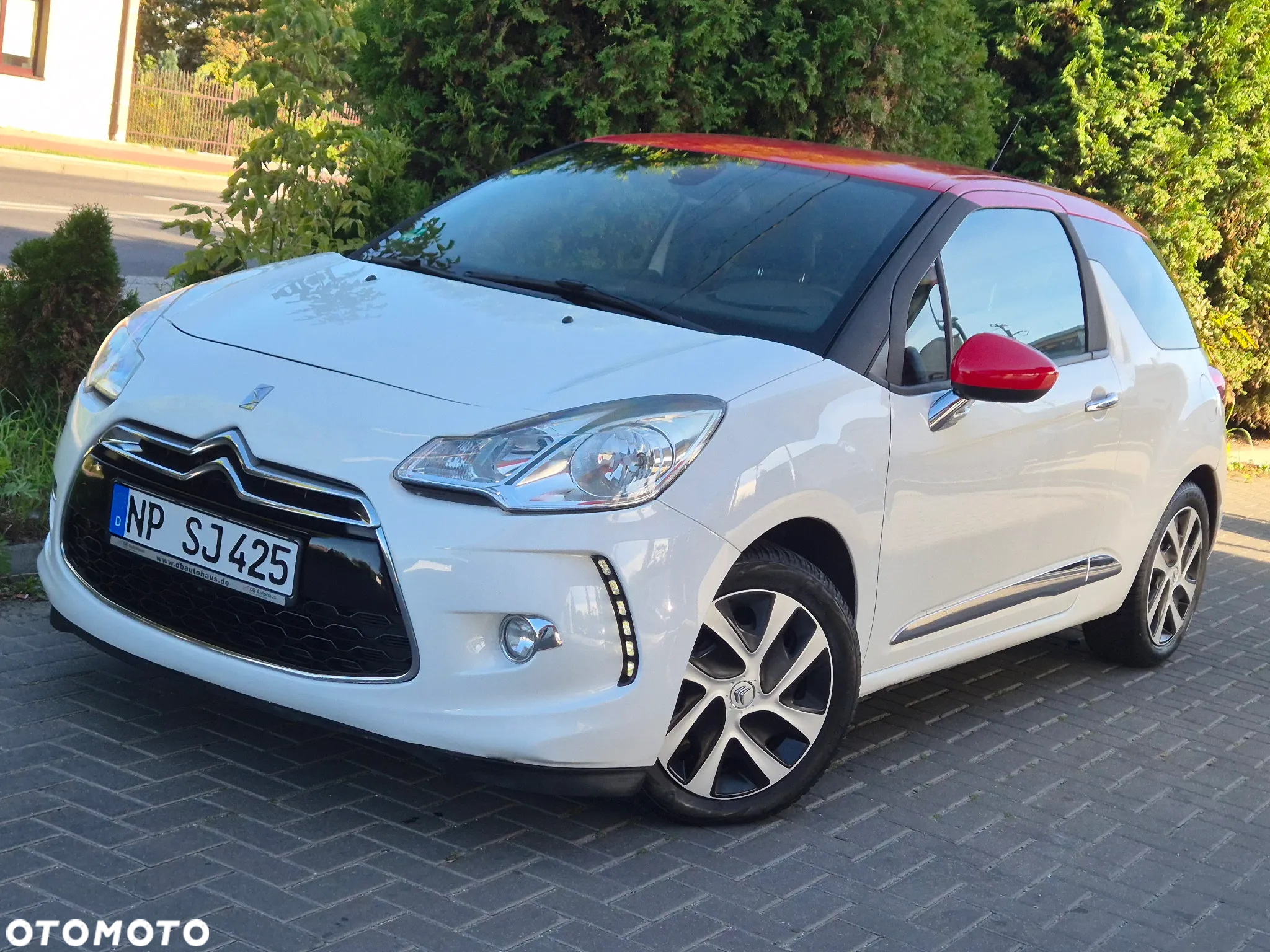 Citroën DS3 1.6 HDi SoChic - 2