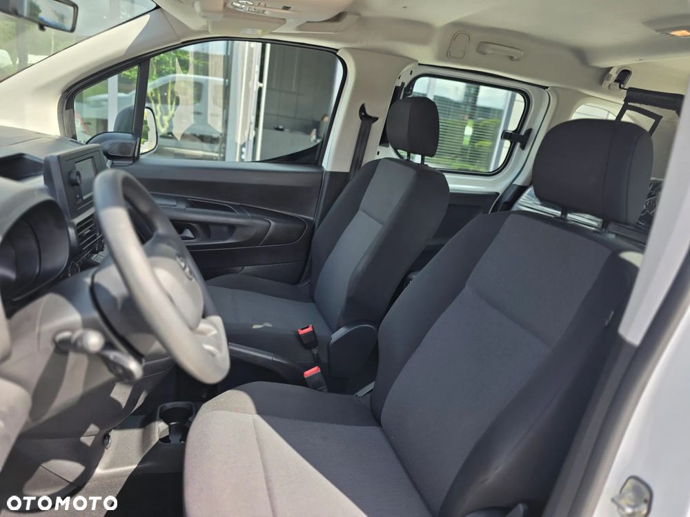 Toyota Proace City Verso 1.2 D-4T Business - 33