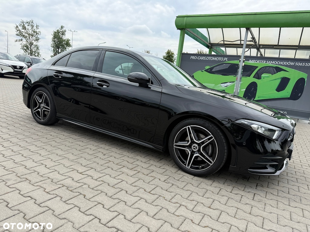 Mercedes-Benz Klasa A 180 7G-DCT AMG Line - 33