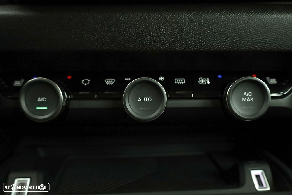 Citroën C4 1.2 PureTech Plus EAT8 - 13