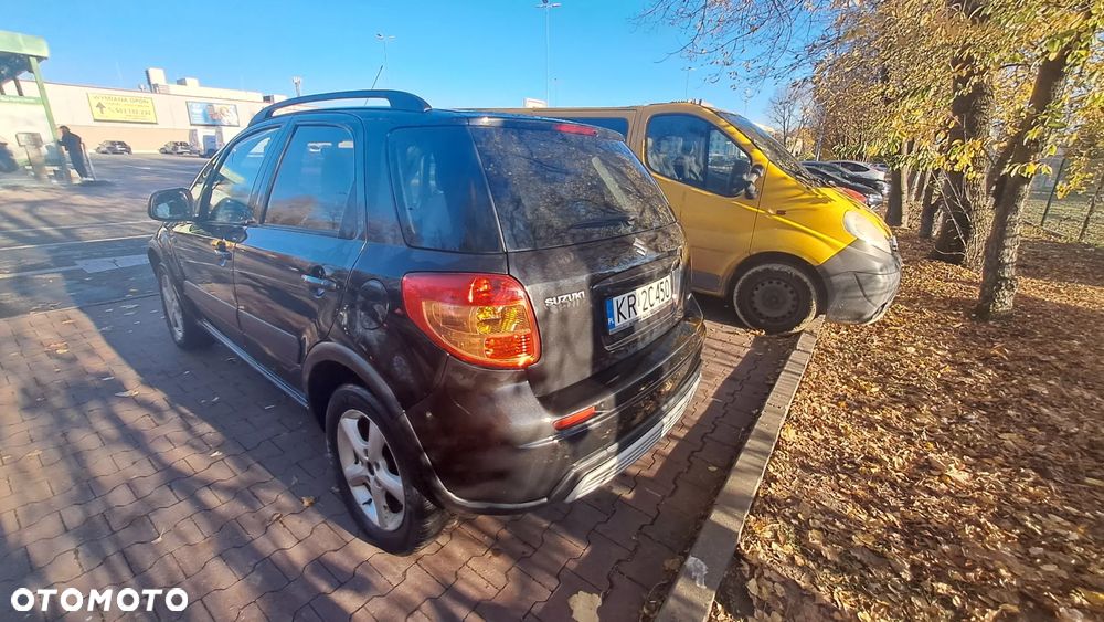Suzuki SX4 1.6 GS / Premium 4WD - 3