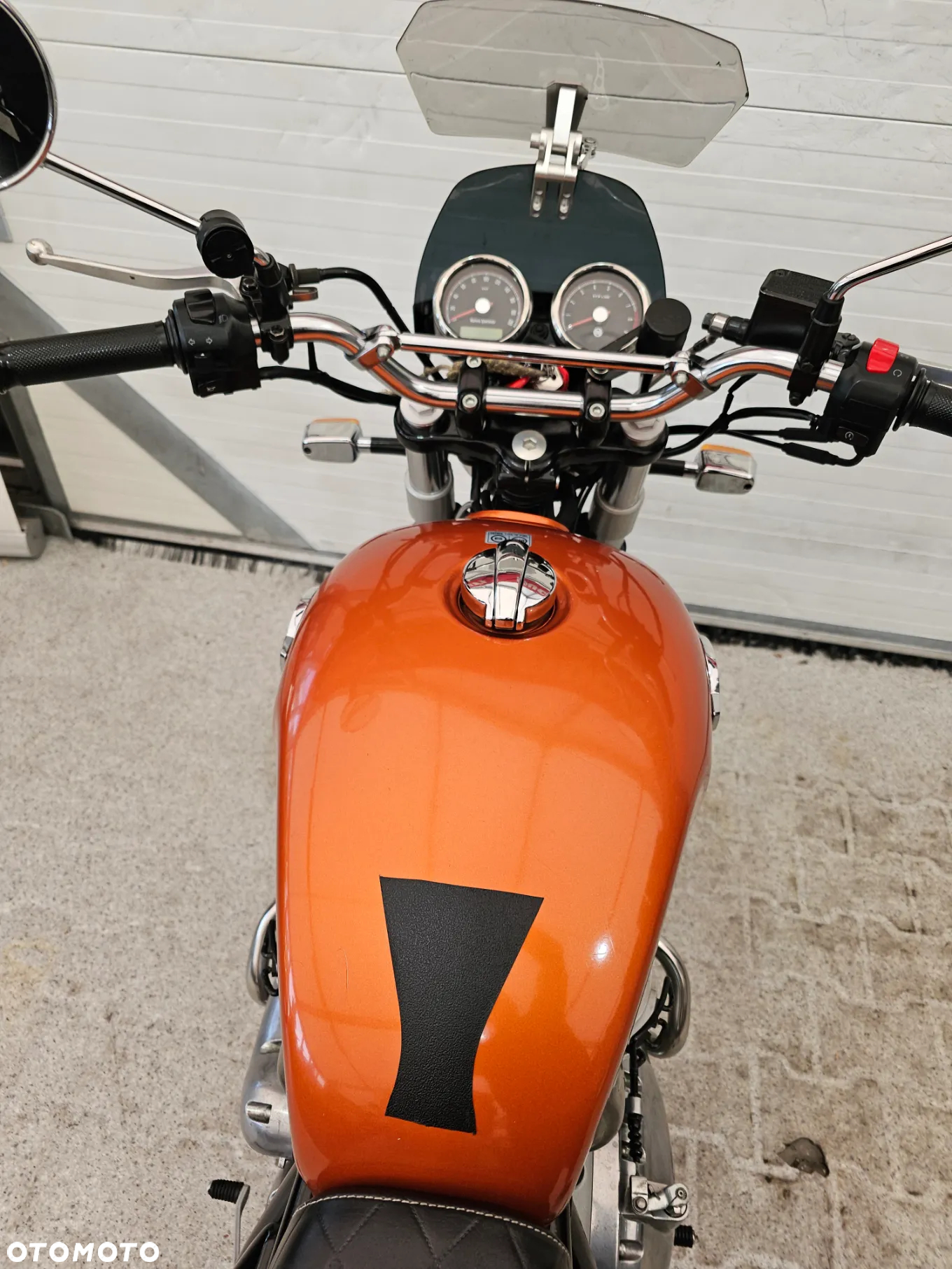 Royal Enfield Continental - 20