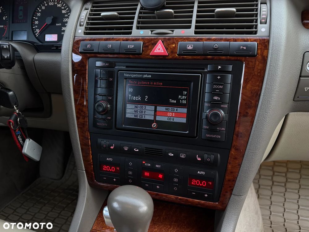 Audi A8 - 22