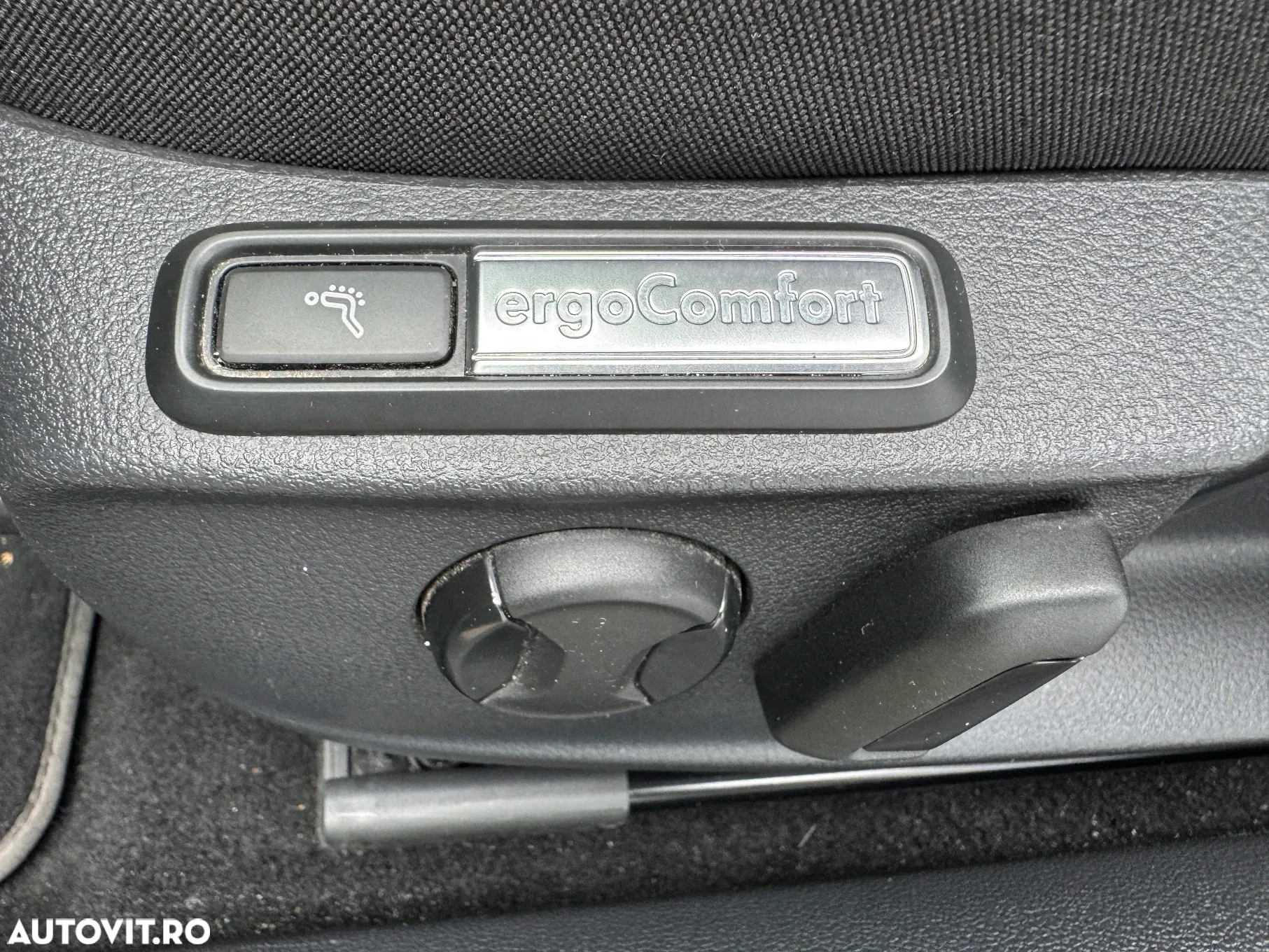 Volkswagen Passat Variant 2.0 TDI DSG Comfortline - 19