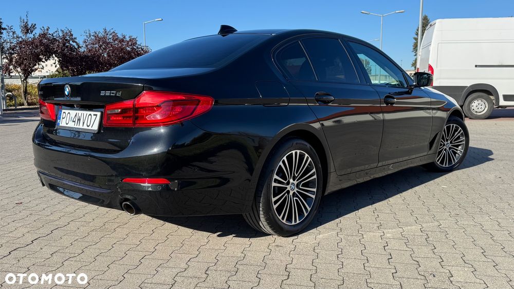 BMW Seria 5 520d xDrive MHEV Sport Line sport - 8