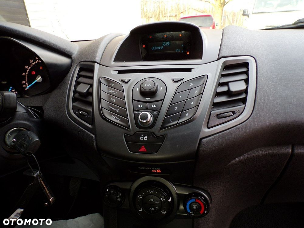 Ford Fiesta - 20