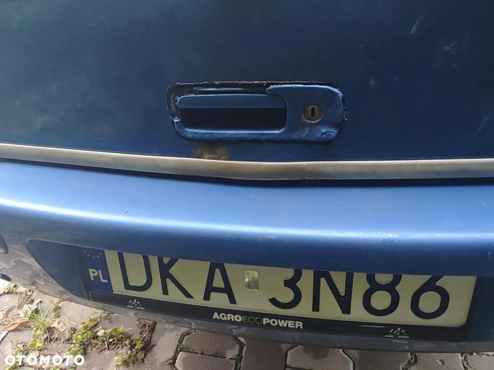 Volkswagen Golf 1.9 TDI - 12