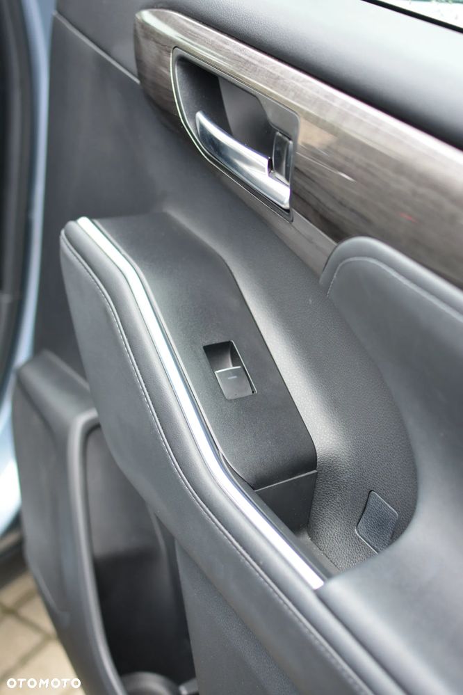 Toyota Highlander 2.5 Hybrid Prestige - 24