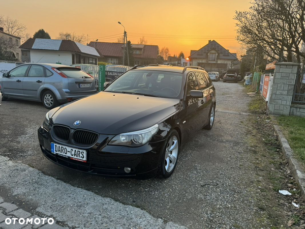 BMW Seria 5 523i