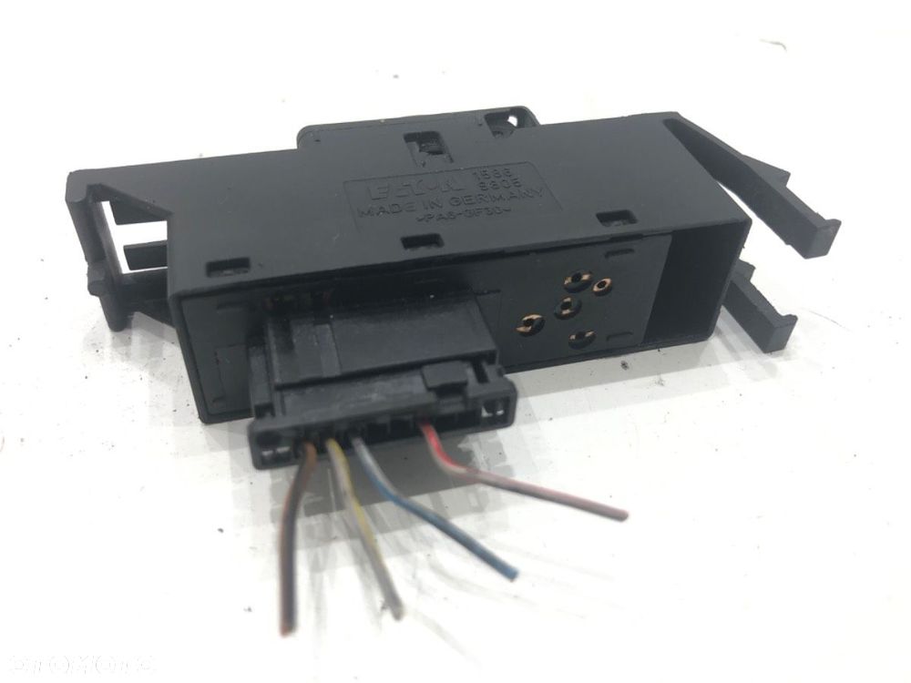 PRZEŁĄCZNIK SZYB - 149.00 PLN - BMW 3 (E46) 1997 - 2005 316 i 85 kW [115 KM] benzyna 2002 - 2005 - 3