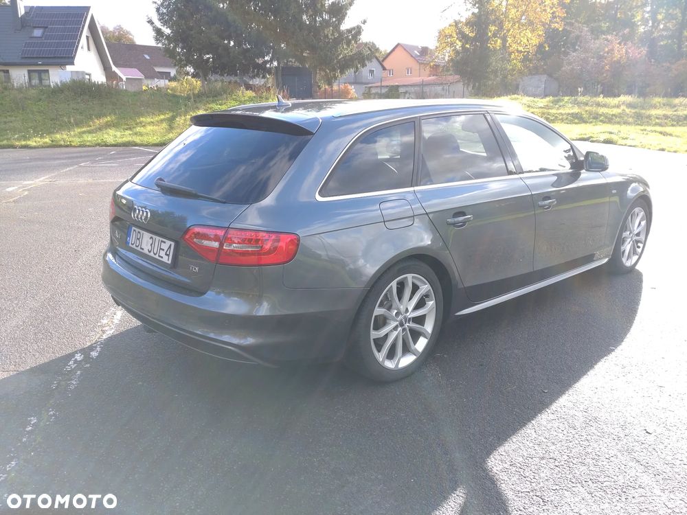 Audi A4 Avant 2.0 TDI - 6