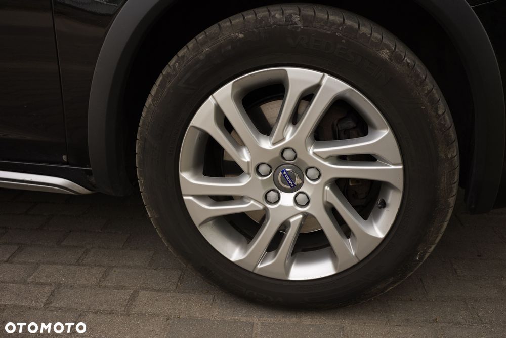 Volvo V60 Cross Country - 8