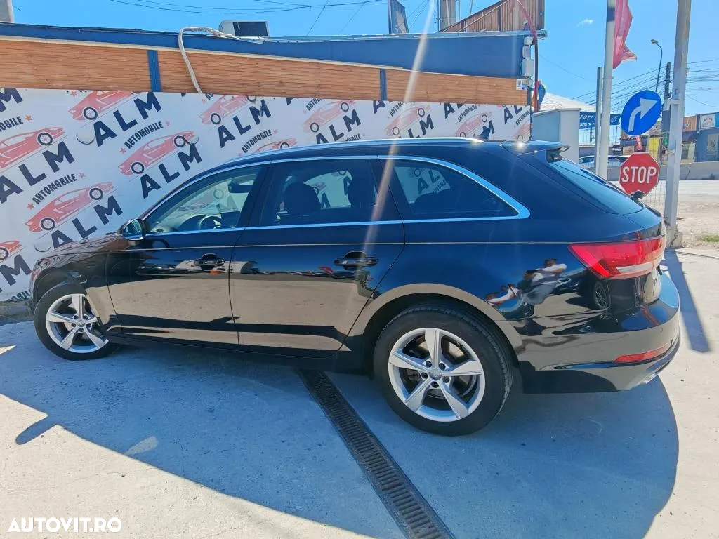 Audi A4 2.0 TDI ultra S tronic design - 11