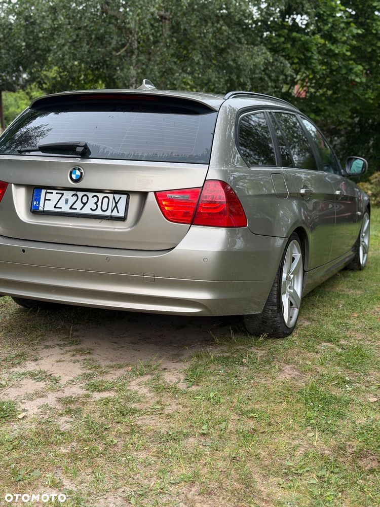 BMW Seria 3 318d Luxury Line - 3