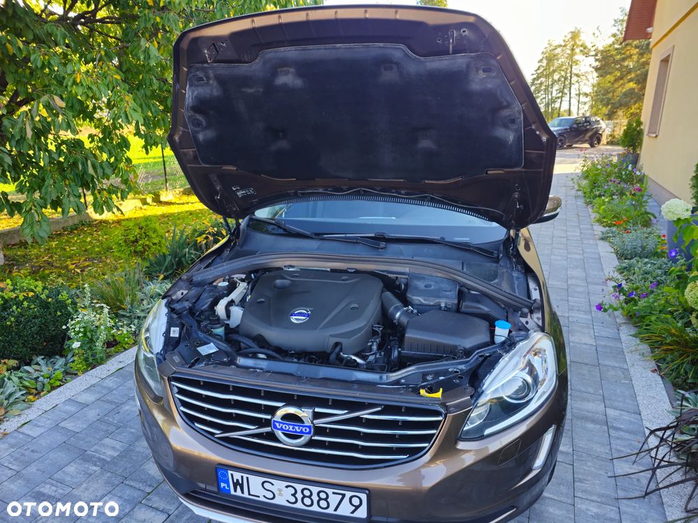 Volvo XC 60 D4 Drive-E Momentum - 19