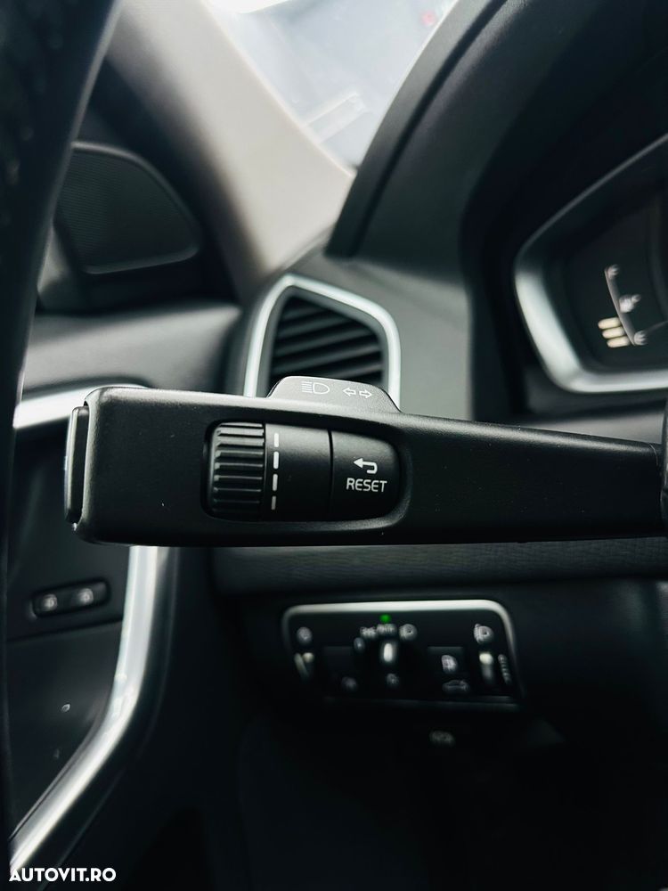 Volvo XC 60 D3 Kinetic - 30