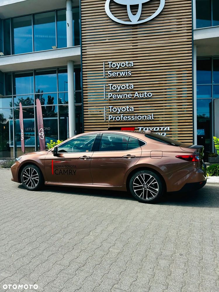 Toyota Camry 2.5 Hybrid Executive CVT - 10