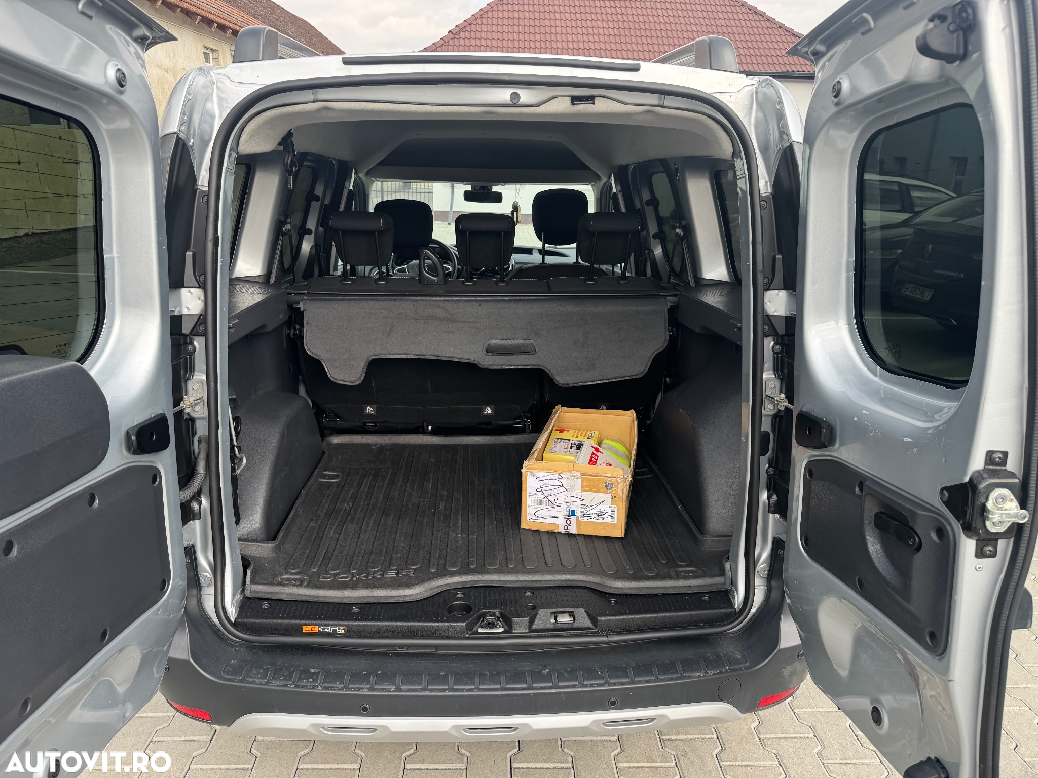 Dacia Dokker 1.5 Blue dCi Stepway - 9