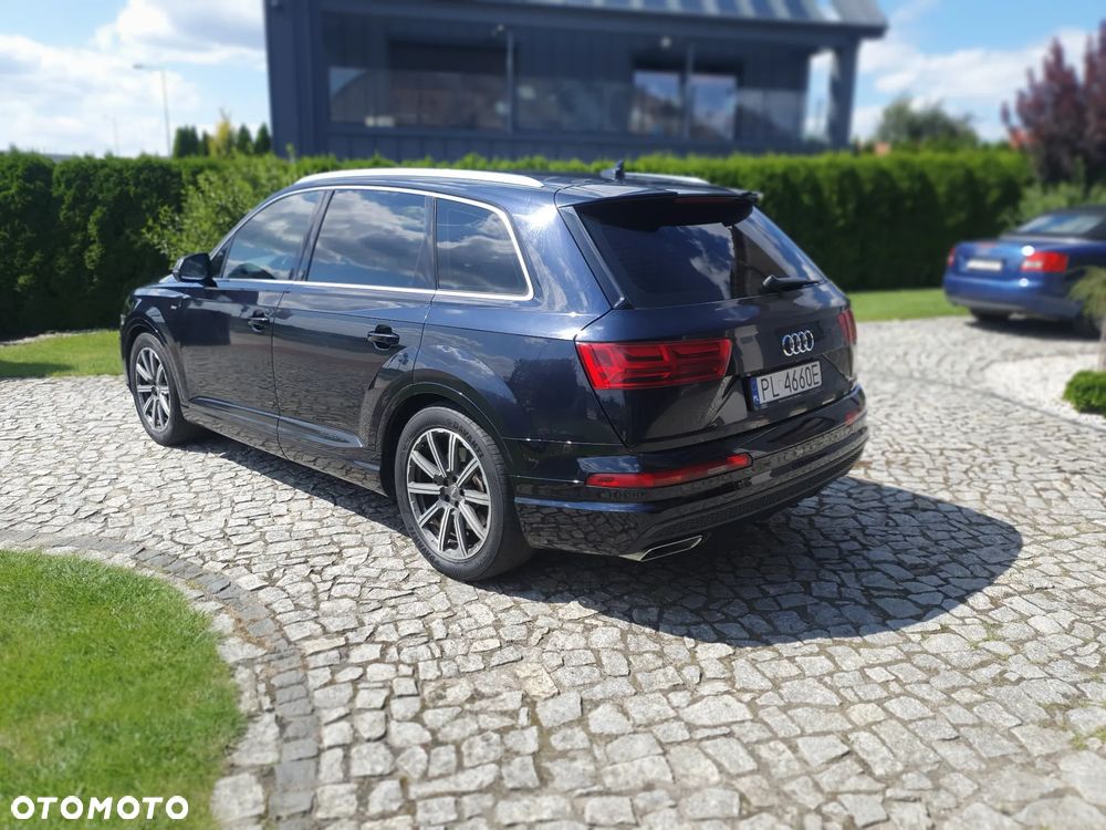 Audi Q7 - 4