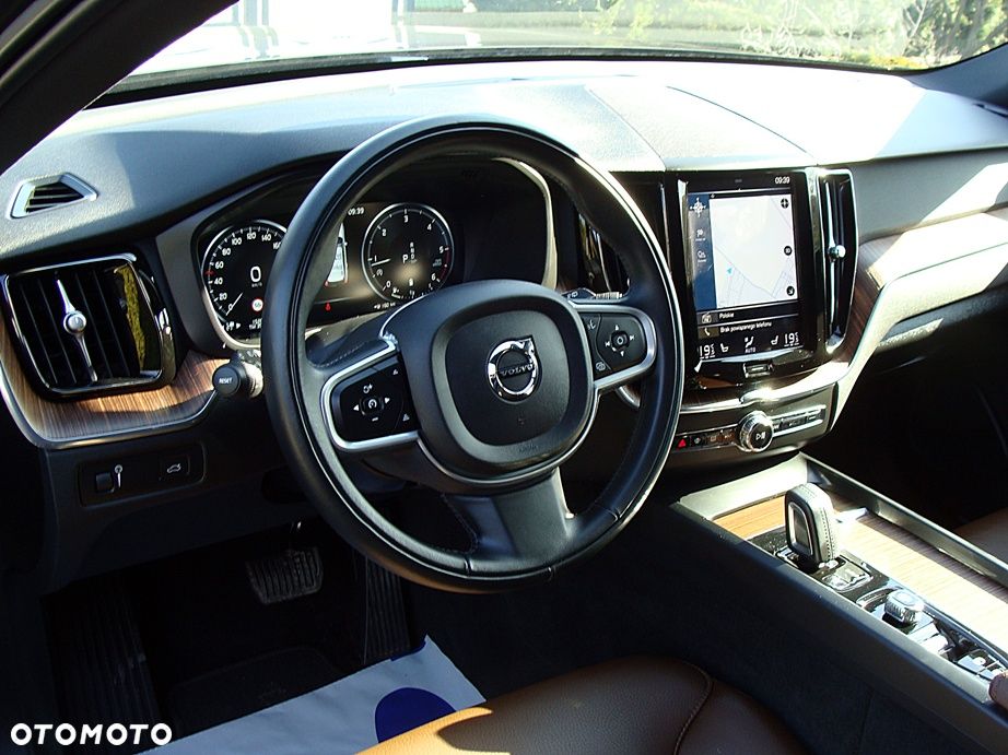 Volvo XC 60 B4 D Ultimate Dark - 16