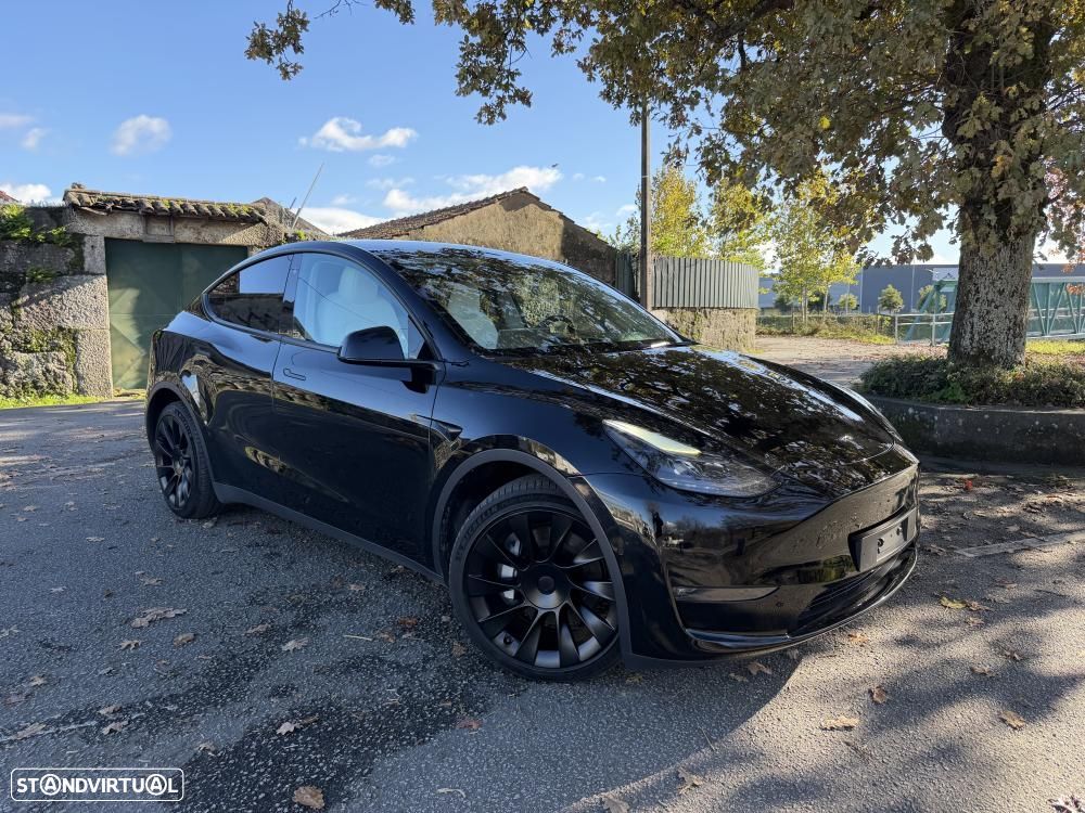 Tesla Model Y Long Range Dual Motor AWD - 1