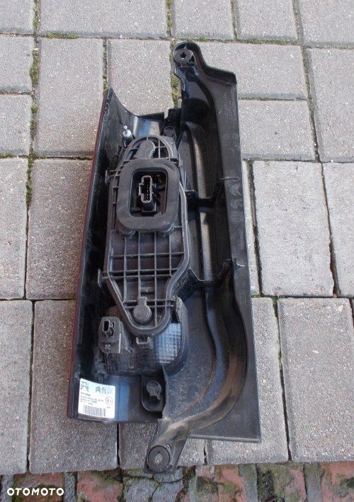 TOYOTA PROACE CITY OPEL COMBO BERLINGO 19+ PRAWA TYLNA LAMPA ORYGINAŁ - 3