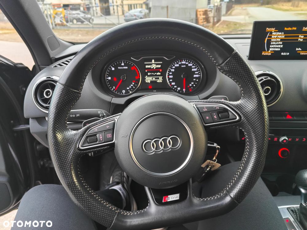 Audi A3 Sportback 2.0 TDI (clean diesel) quattro S tronic S line Sportpaket - 14