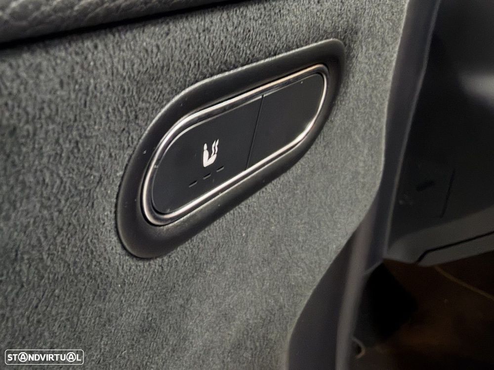 Mercedes-Benz A 250 e AMG Line - 23