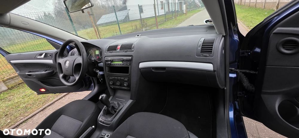 Skoda Octavia 1.6 FSI Elegance - 18