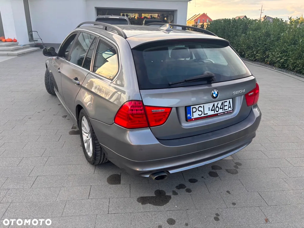 BMW Seria 3 320d DPF Touring Blue Performance Edition Fleet - 6