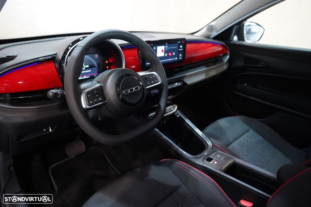 Fiat 600e 54 kWh (RED) - 7