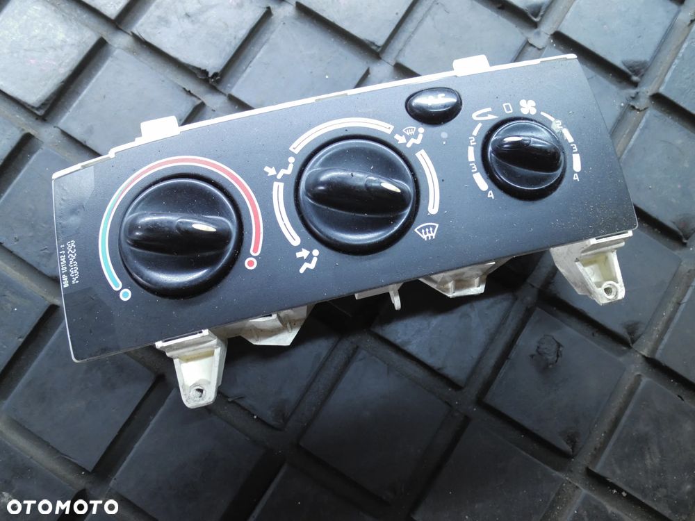 RENAULT MEGANE I PANEL STEROWANIA NAWIEWU KLIMATYZACJI 663391J - 2