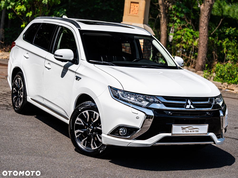 Mitsubishi Outlander 2.0 4WD Plug-In Hybrid Plus