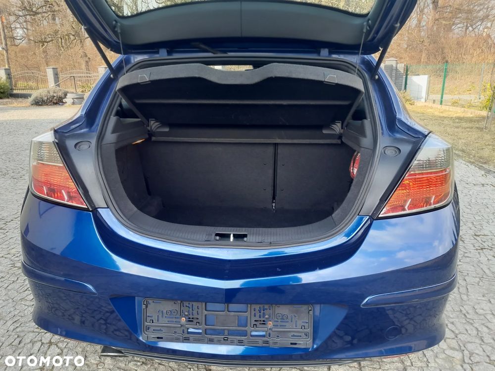 Opel Astra 2.0 Turbo Sport - 22