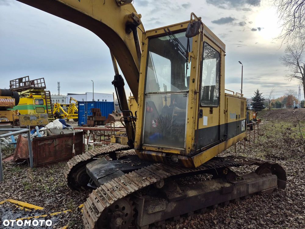 Caterpillar 215 DLC - 9