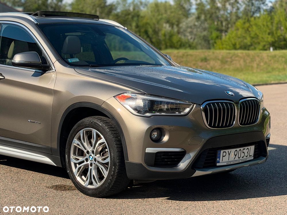 BMW X1 xDrive28i Sport Line - 11
