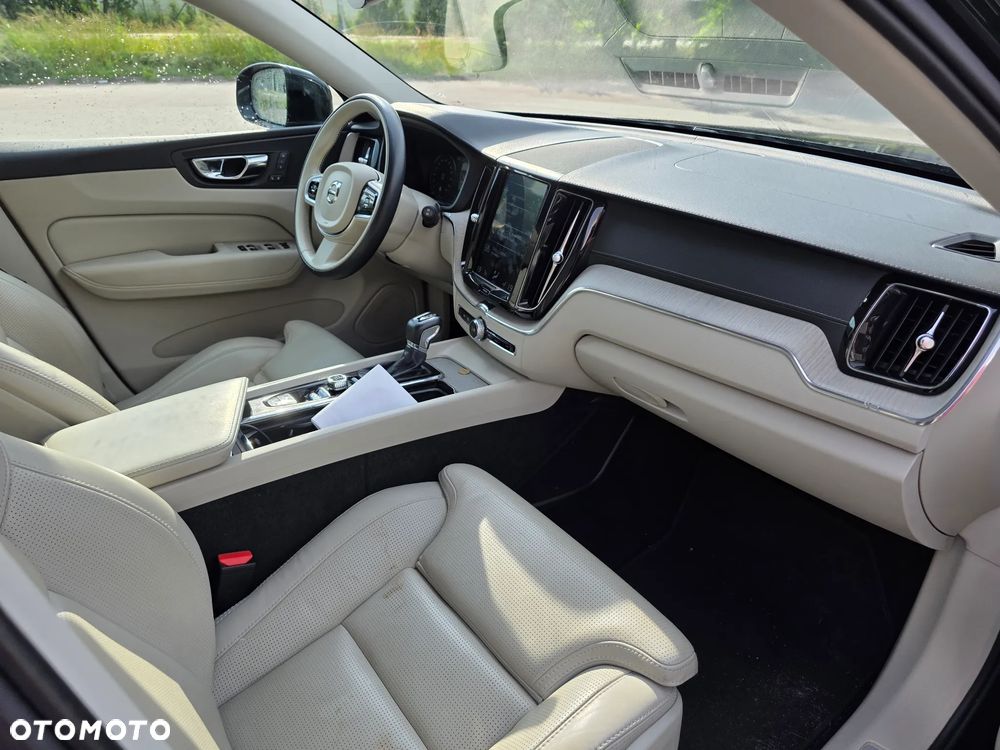 Volvo XC 60 T5 AWD Inscription - 8