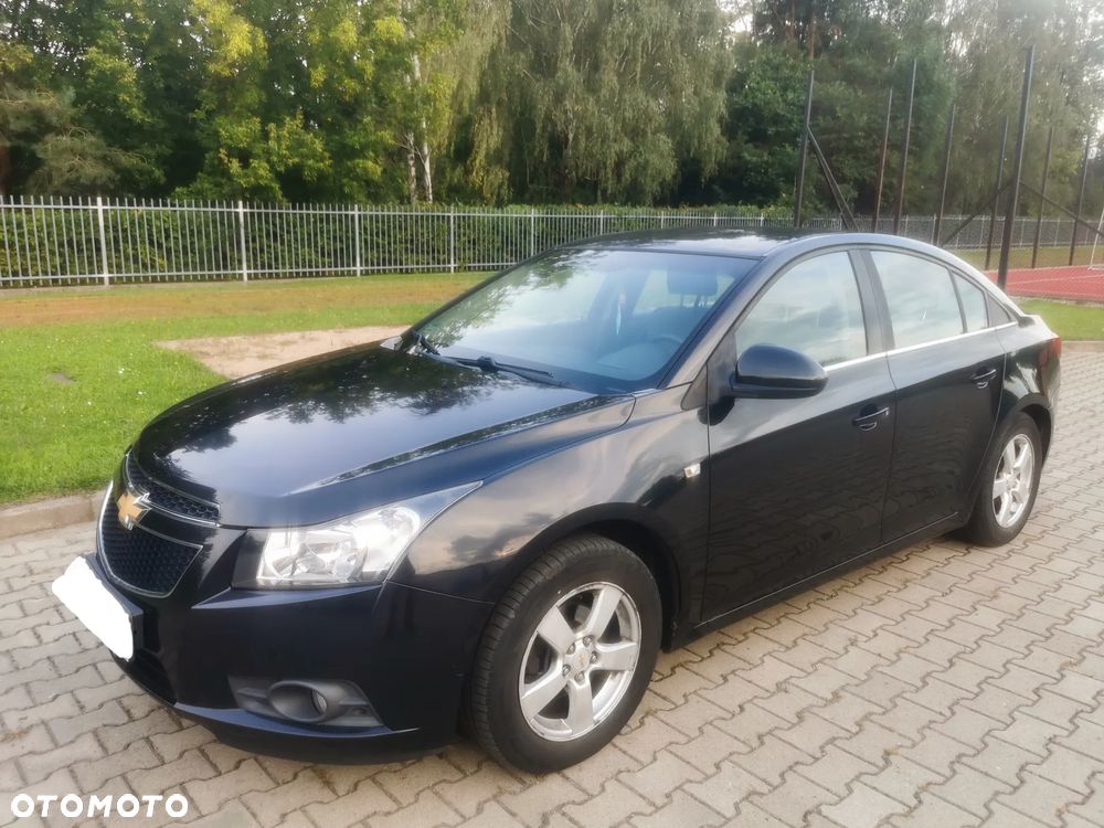 Chevrolet Cruze 1.6 LS - 8