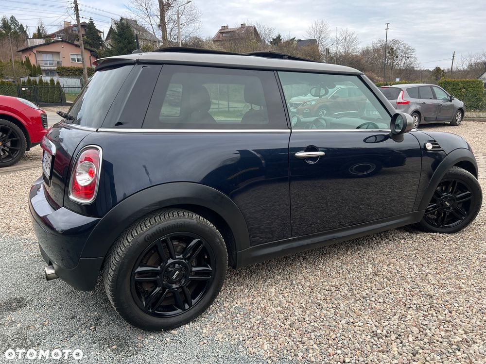 MINI Cooper 50 Mayfair - 10