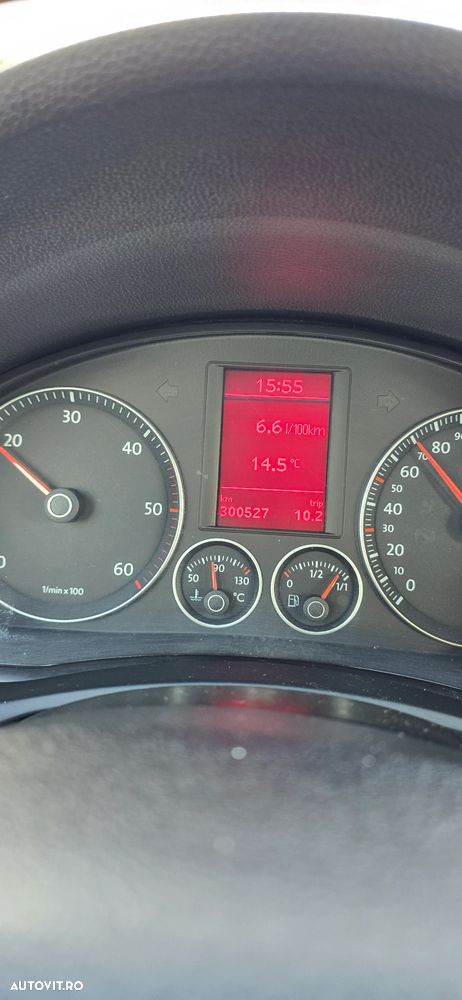 Volkswagen Jetta - 12